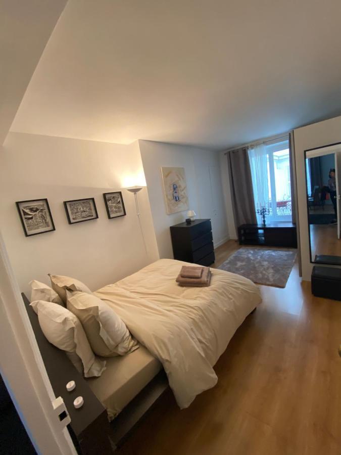 Appartement Champs Elysees Trocadero Paris Exterior photo